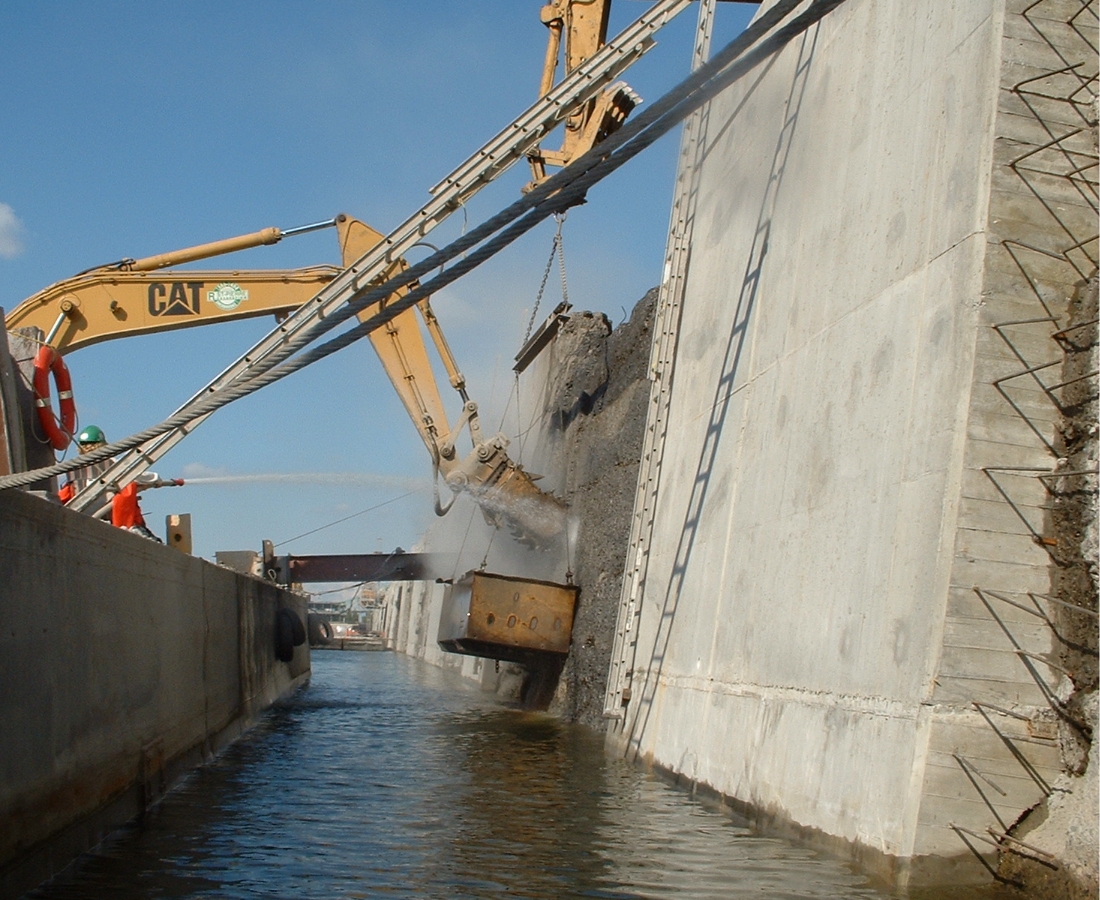 Démolition en eaux